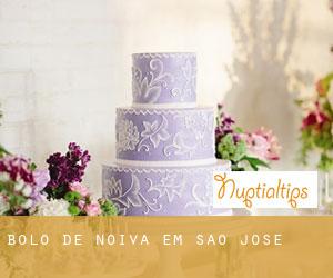 Bolo de noiva em São José